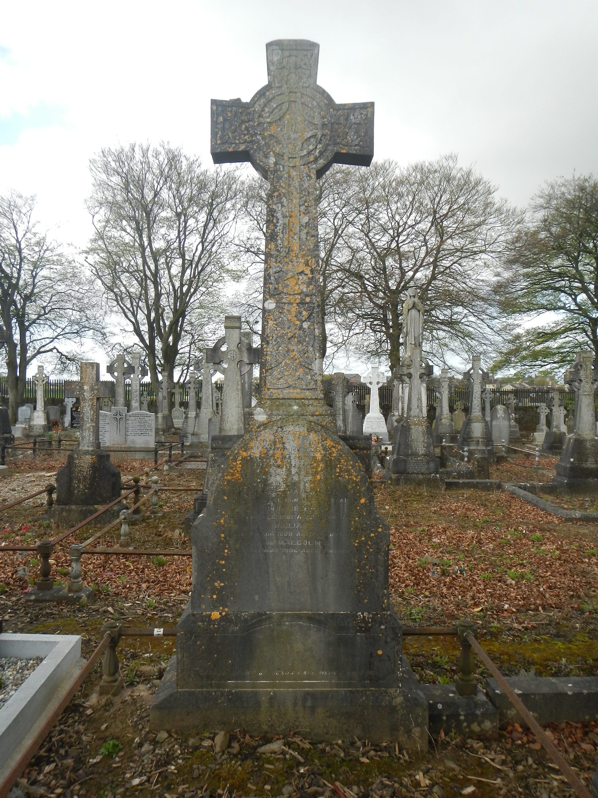 Mr. John MacLean:Grave 2694: Hallan Cemetery South Uist